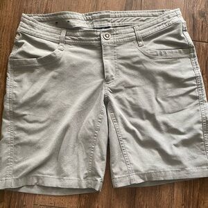 Kuhl Hiking green shorts Size 6
